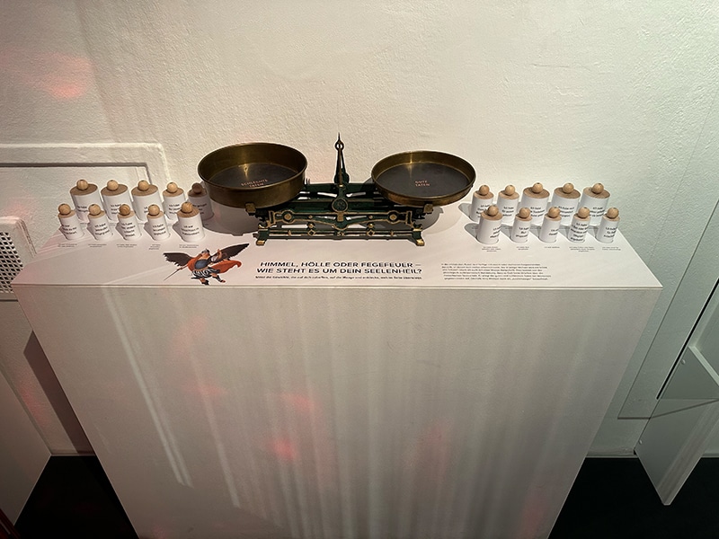 炎の中で生まれた