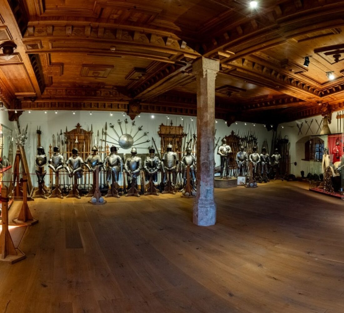 SchlossTratzberg Rittersaal Panorama TorstenMühlbacher